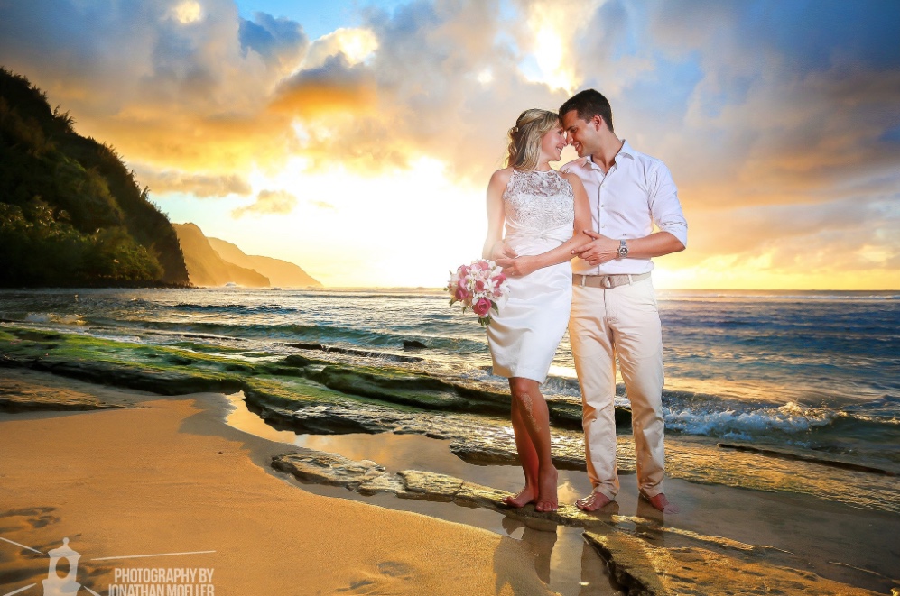 Ke E Beach Wedding Ali I Kaua I Weddings