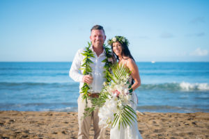 destination wedding couple